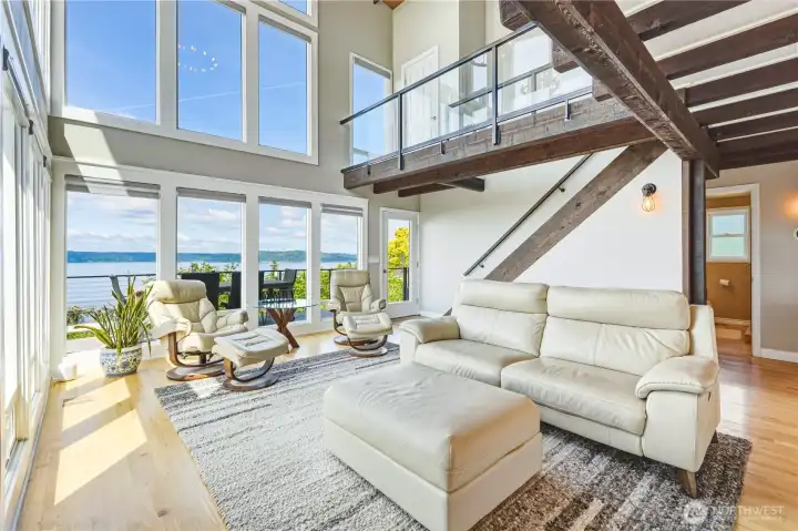 Sunny Bright Living Area