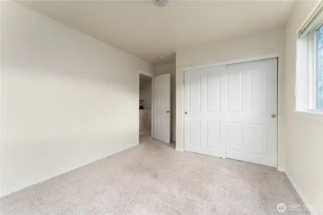 Bed 2 in 863 (Lower level)