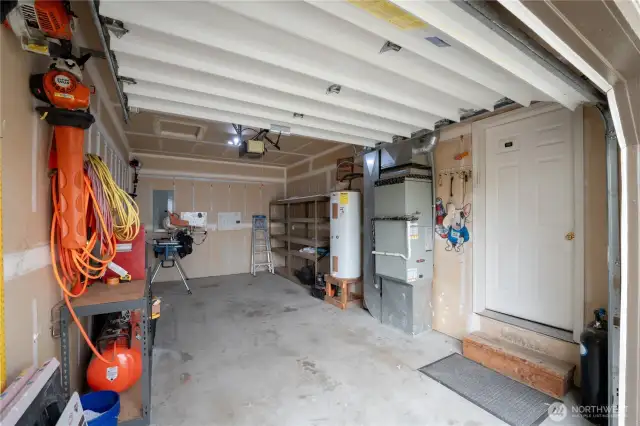 Garage of 863