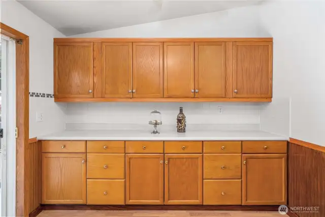 Beautiful buffet area in the kitchen comes with plenty of storage!