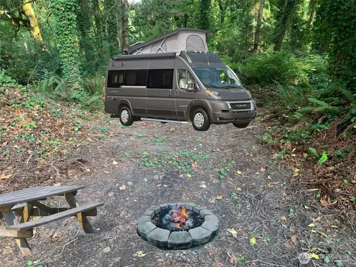 Virtual campsite! If sleeping on the ground does not appeal to you...bring your RV and set up camp for real. You can get away from your neighbors and enjoy the peace and quiet this lush property offers.