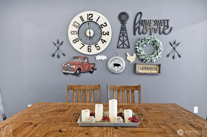 11 Dining area
