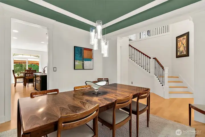 Dining Room 14'4" x 11"8"