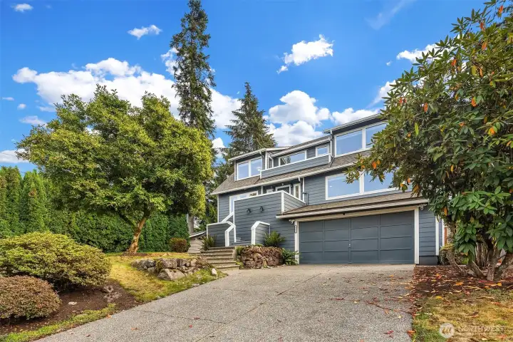 Welcome to 18811 SE 42nd Street in Issaquah, WA