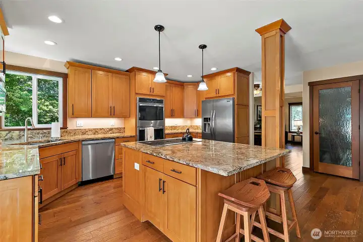 Eat-in kitchen island.
