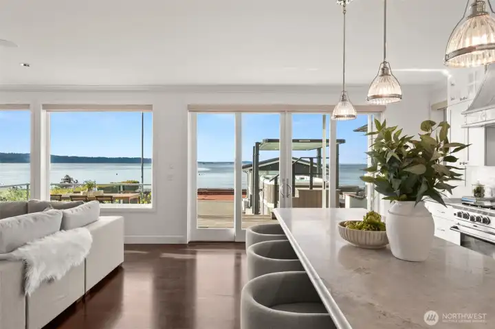 Oversized windows for maximum natural light