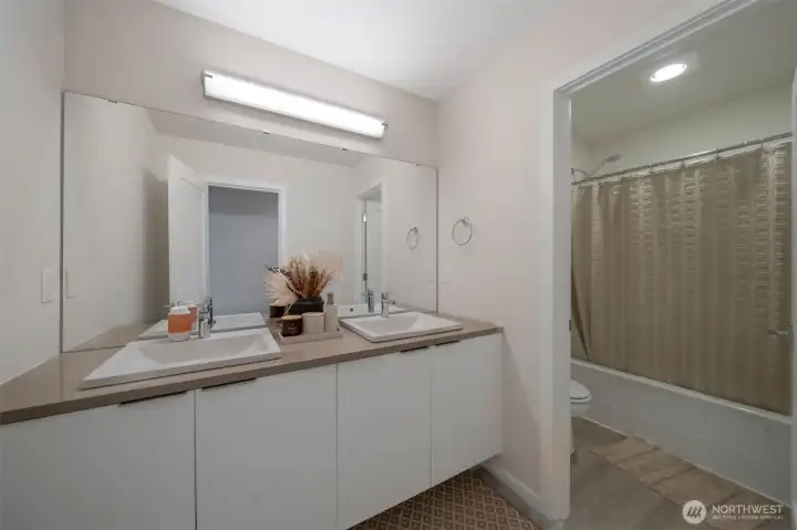 Hall bath upstairs, with double vanity!