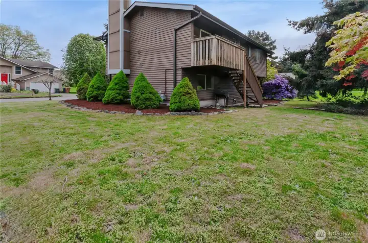 Side yard. Side yard.