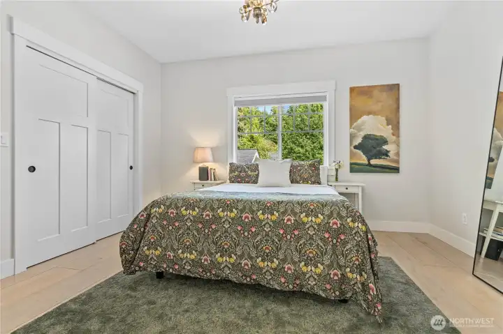 Upstairs full bathroom
