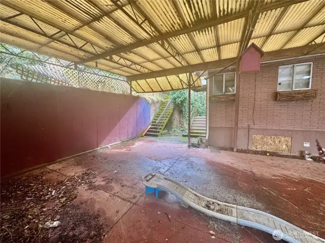 Duplex covered rear patio