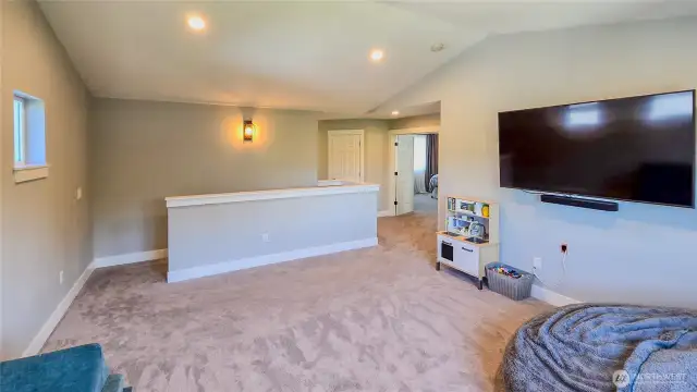 Play/bonus area