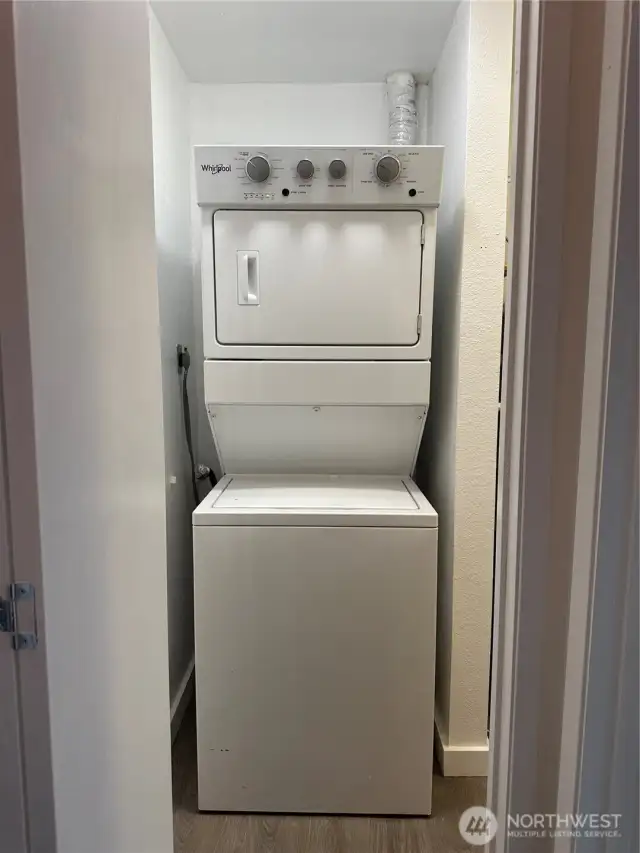 Stackable w/d