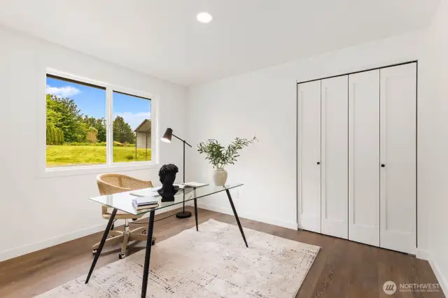 Whether you’re taking calls, writing your next novel, or planning your next move, this light-filled home office makes focus feel effortless.
