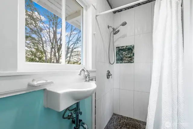 Upstairs Bathroom