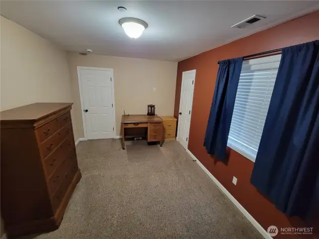 4th bedroom