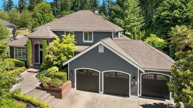 This beautiful, meticulously kept John Buchan home had the exterior painted in 2022. New garage doors were also installed in 2022. Ask about all the high end HVAC and A/C additions as well!