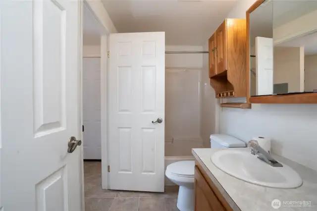 Full bath - guest bath upstairs