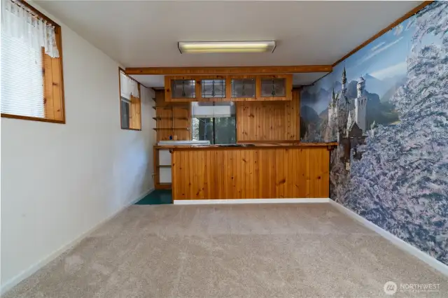 Bonus room with built-in bar downstairs