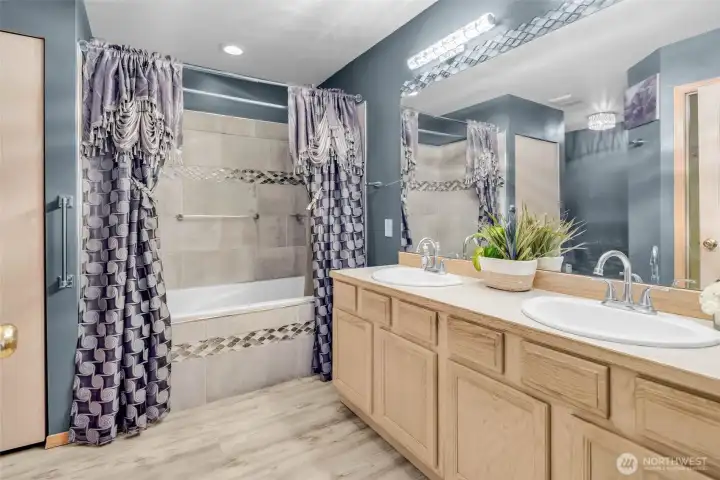Updated Spacious Primary Bath