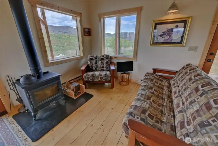 Wood stove for a natural, cozy warmth.