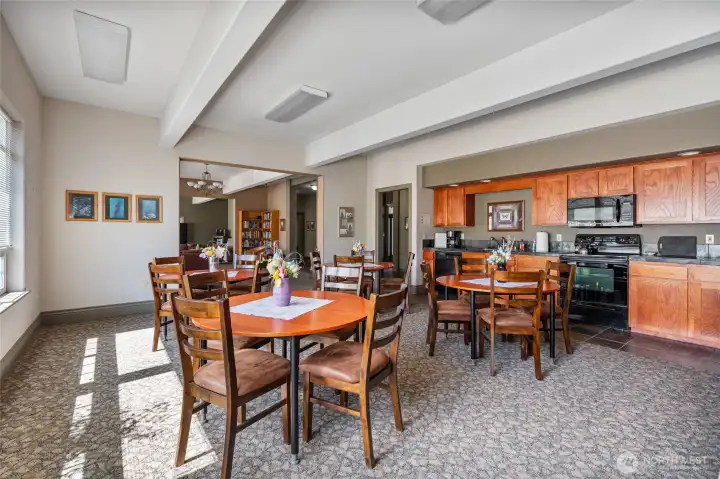 Clubhouse Kitchen