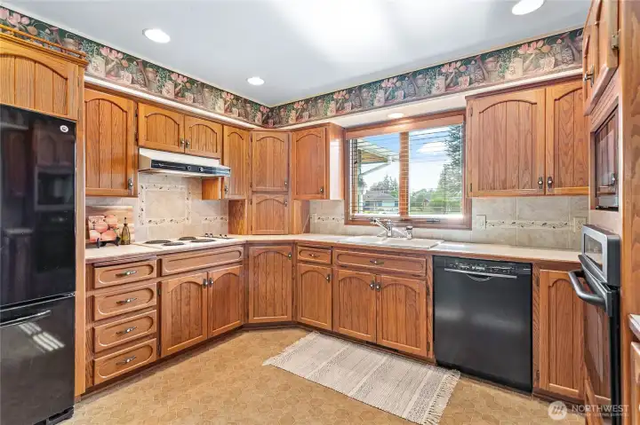 Full tile backsplash