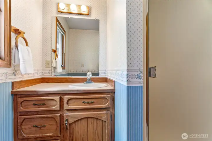 Yet another 3/4 bath on main floor