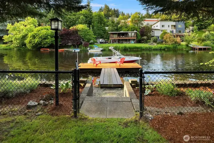 Imagine going for kayak or paddle board morning rides straight off your floating dock!