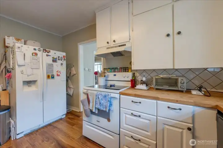 Unit #1 Kitchen Unit #1 Kitchen