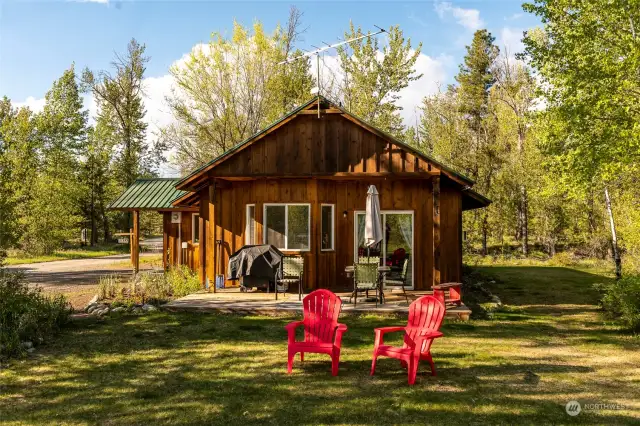 Side view of the cabin