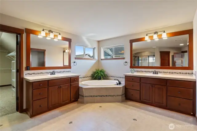 Primary 5-piece Bath