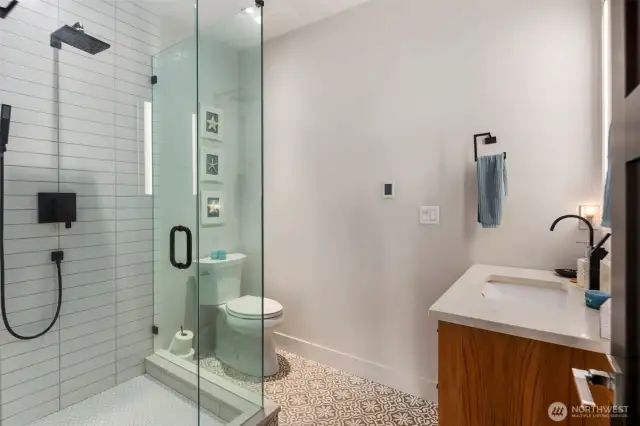 Lower Guest Spa-Bath w/ Heated Floors~