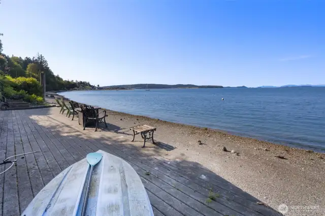 Crab, Fish, Clams, Paddle or Just Unwind~
