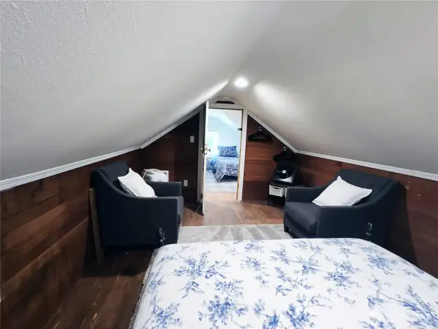 All linens, beds, furniture remains with the sale of the home.