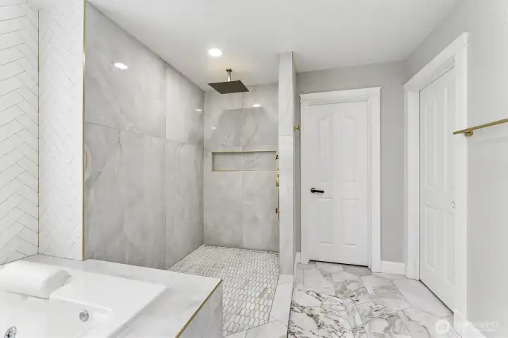 Main bathroom