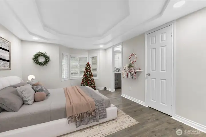 Spacious Primary Bedroom with En Suite bathroom and walk-in closet