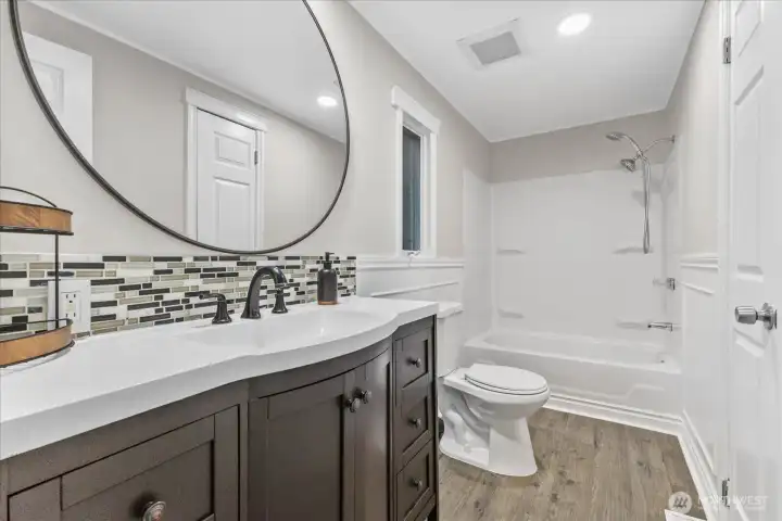 Main Bathroom