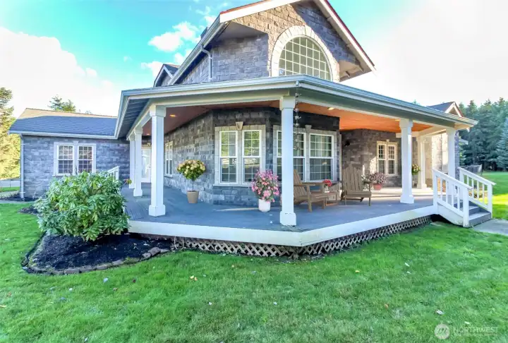 Wrap around front porch for a quiet cup of coffee