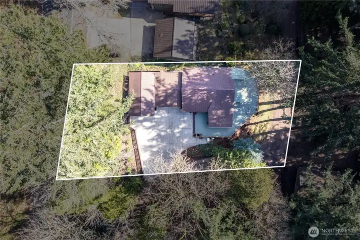 Lot lines are approximate