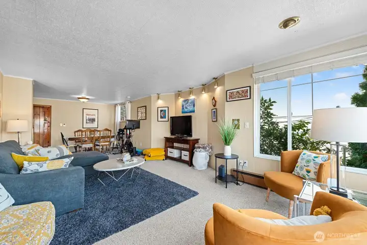 Upper Unit - Living Room