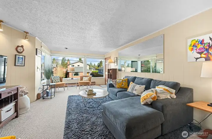 Upper Unit - Living Room