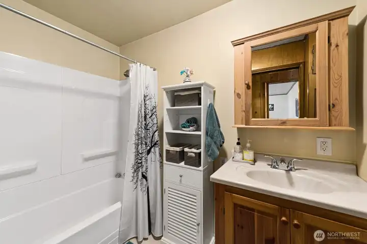 Upper Unit - Bathroom