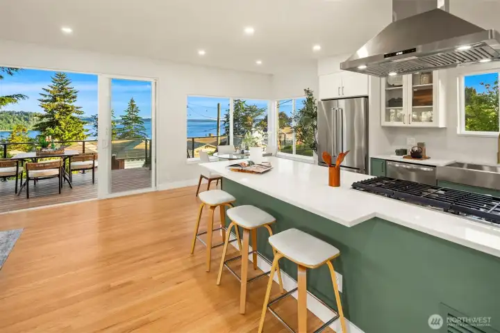 Stunning Chefs Kitchen with a View!