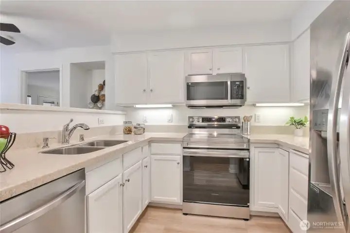 All stainless appliances.