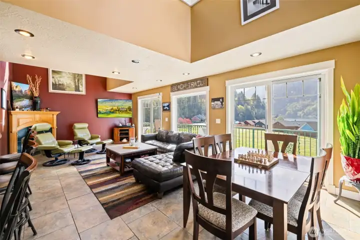 Living space off kitchen