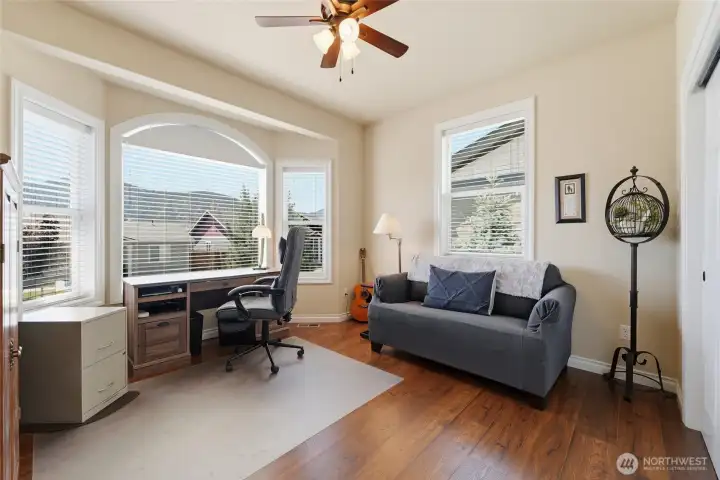 Multi-purpose space perfect for remote work, visiting family, or additional living area.