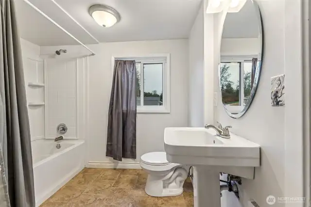 Upstairs Bathroom