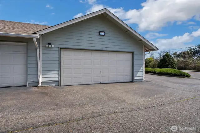 private garage