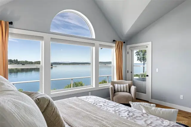 Easy access to the back deck from the primary. Take in that view of Ketron, Olympic Mountains and the Puget Sound.