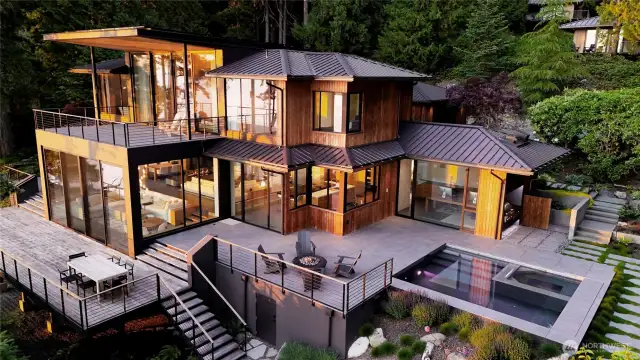 Unapparelled NW Contemporary Design